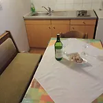 Travarevic - Two-bedroom 4 Adults No2 Apartman Dubrovnik