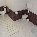 Travarevic - Two-bedroom 4 Adults No2 Apartman *