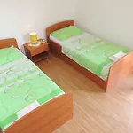 Travarevic - Two-bedroom 4 Adults No2 Dubrovnik