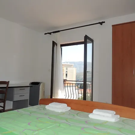 公寓 Travarevic - Two-bedroom 4 Adults No2 *