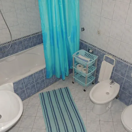 Travarevic - Two-bedroom 4 Adults No2