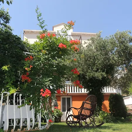Travarevic - Two-bedroom 4 Adults No2 公寓 *