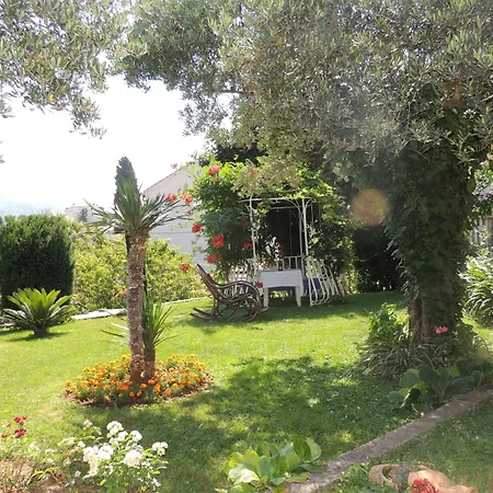 Travarevic - Two-bedroom 4 Adults No2 公寓